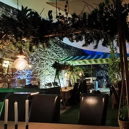 Logis Restaurant Entre Nous 3*
